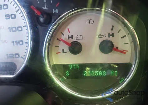 2005 Ford F-150 Lariat/Xl/Xlt from USA, damaged, VIN 1FTPX12575FA38435